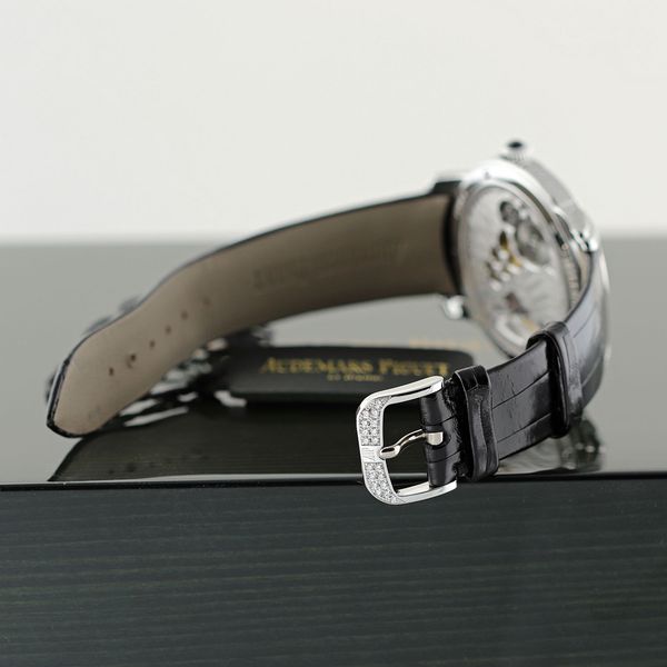 Audemars Piguet Millenary 77249BC.ZZ.A102CR.01